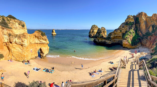 Panorama foto van het Praia Do Camilo