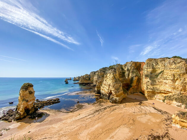 Praia Dona Ana: aan beeldschone stranden geen gebrek in het zuiden van Portugal