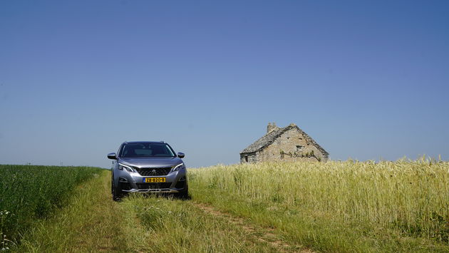 Roadtrip in Frankrijk doe je natuurlijk met een Peugeot 3008