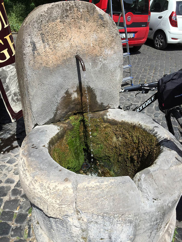 Oude fontanella`s oftewel fonteinen