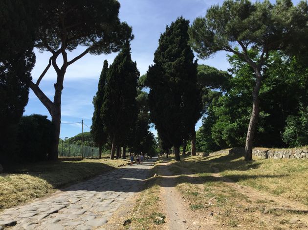 Het is vooral bijzonder om over die oudste delen van de Via Appia te fietsen