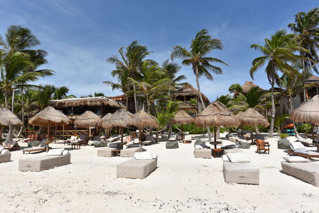 Helemaal aan het einde van het strand vind je Rosa del Viento: echt een paradijsje!