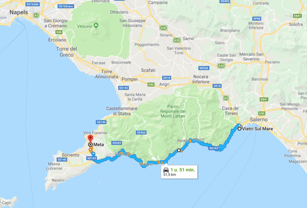 De Amalfi Drive SS163 van Meta naar Vietri Sul Mare