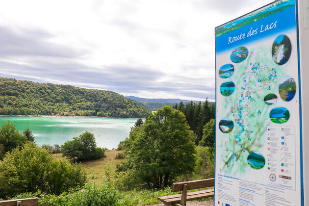Een route van 150 kilometer langs de mooiste meren van de Jura
