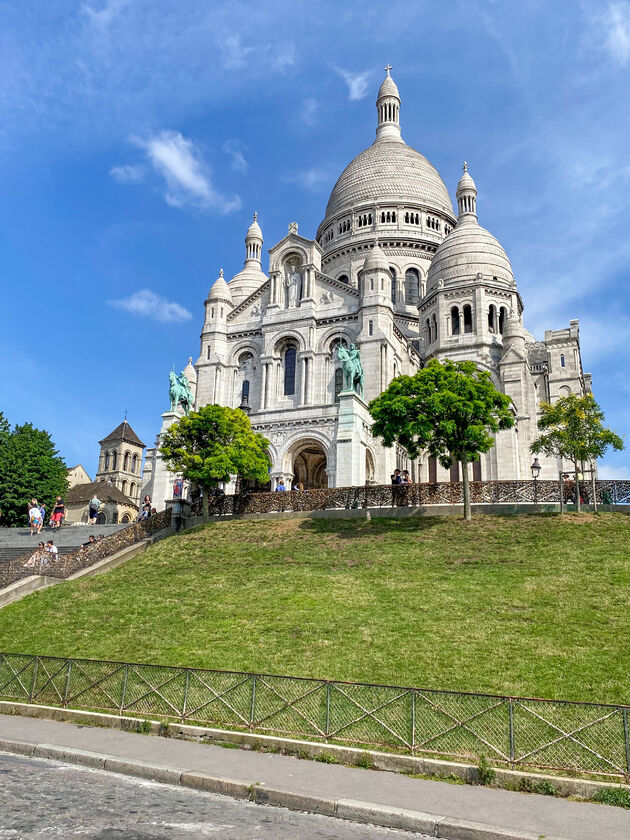 De mooiste basiliek van Parijs: die m\u00f3\u00e9t je wel bezoeken