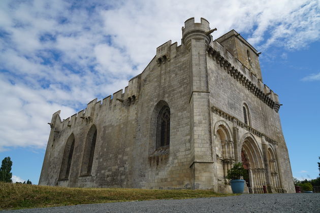 De Saint Martin kerk in Esanges