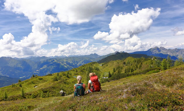 Het uitzicht onderweg tijdens het wandelen van de Salzburger Almenweg