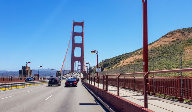 Sowieso doen: steek de Golden Gate Bridge over