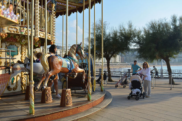 Een kleine kermis voor de kids op de boulevard