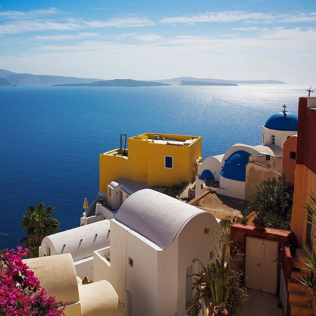 Het Griekse eiland Santorini\u00a9 ilhan1077