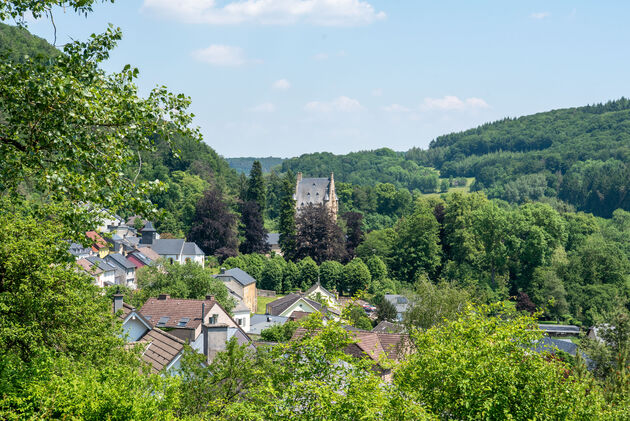 In Schoenfels en de De vallei van de zeven kastelen vind je volop oude kastelen