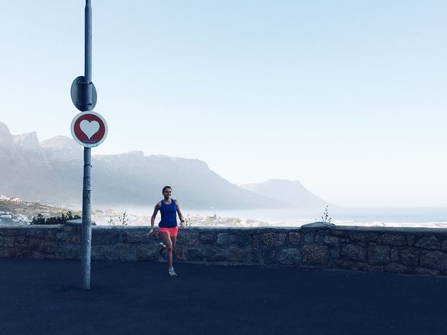 Van Sea Point naar Camps Bay hardlopen in de ochtend