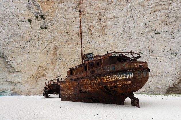 Het scheepswrak van dichtbij