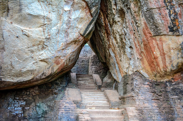 En we zien de beroemde spiegelwand van Sigiriya