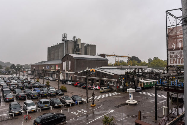 Er zijn plannen om bovenop deze silo`s een hotel te bouwen