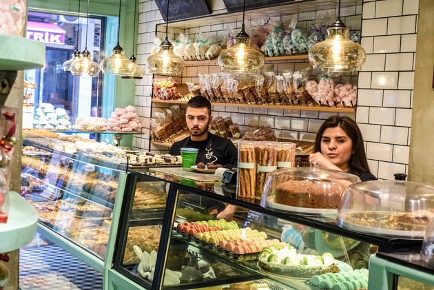Ze verkopen hier de lekkerste taartjes van Istanbul