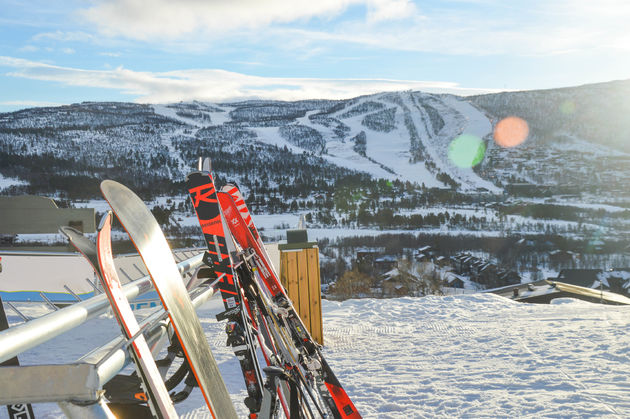 Natuurlijk zijn de ski\u2019s en snowboard onmisbaar tijdens een winterreis in Noorwegen.