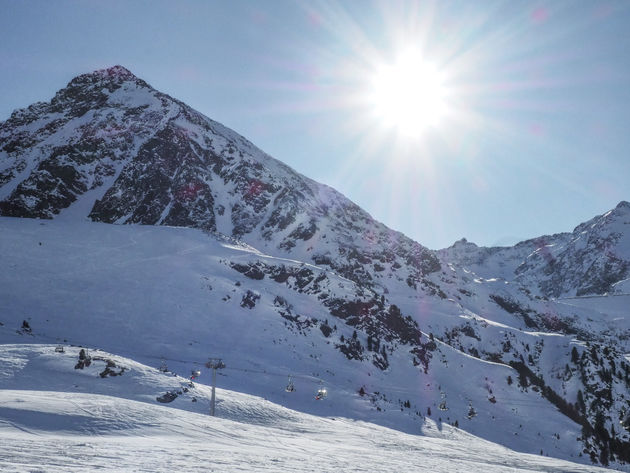 De pistes verkennen in het skigebied Patscherkofel