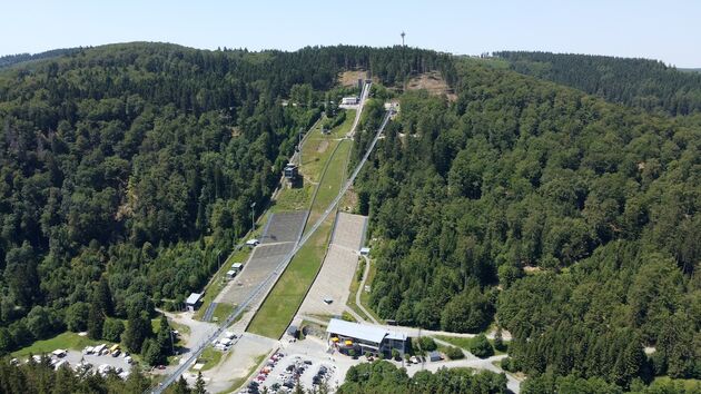 De Skywalk ligt pal naast de M\u00fchlenkopf skischans