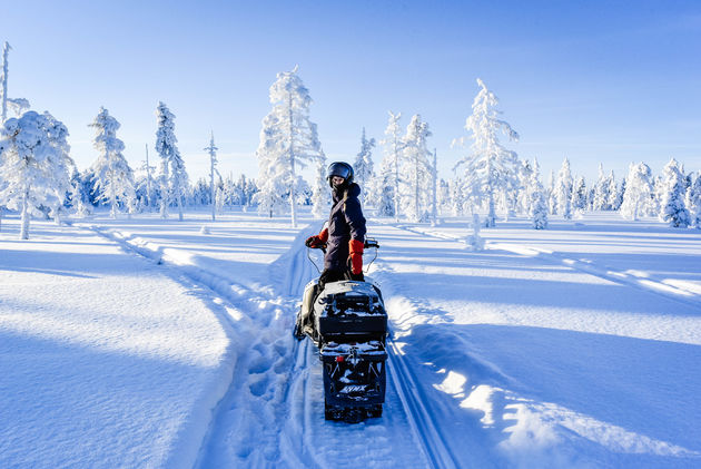 Sneeuwscooteren is een must do!