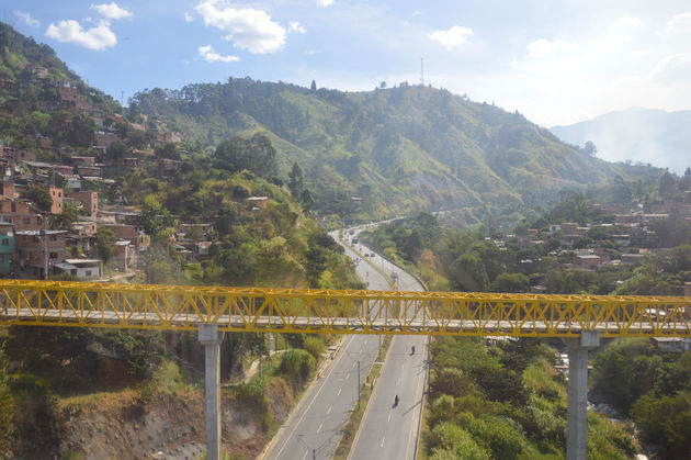 snelweg-medellin.jpeg