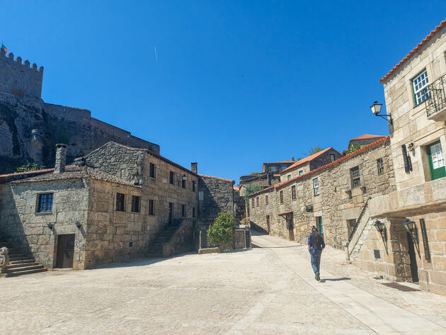 Wandelen door een van de oudste dorpen van Portugal
