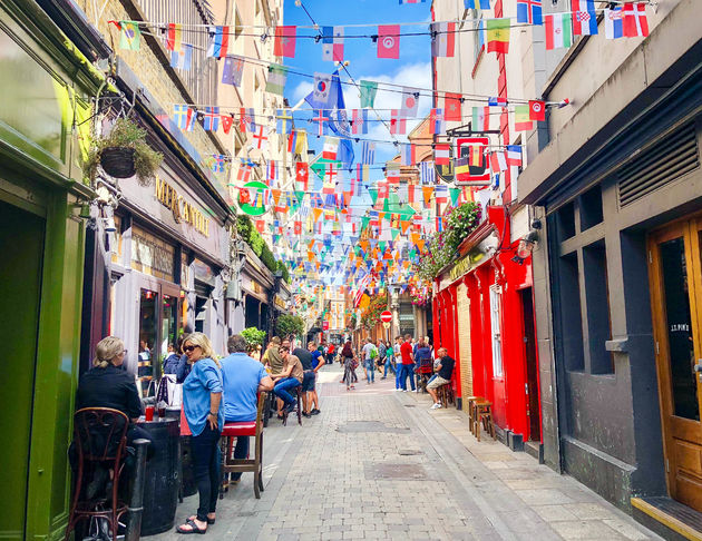 Kleur en gezelligheid op straat