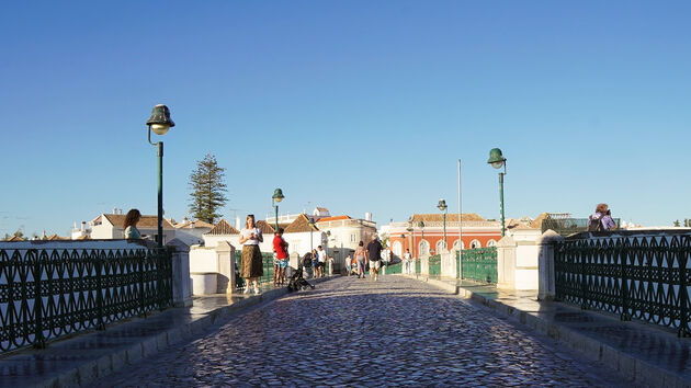 De Ponte Antiga, ooit een Romeinse brug over de rivier de S\u00e9gua
