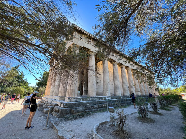 Een van Athene`s best bewaarde tempels: die van Hephaistos