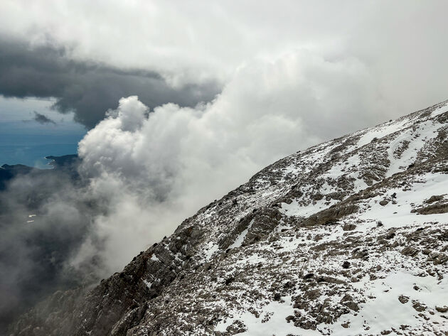 De mooiste uitzichten vanuit de kabelbaan naar de top van Thatali