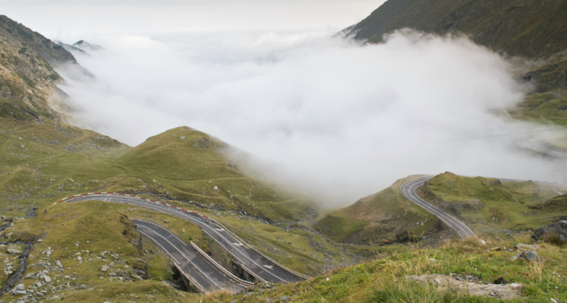 De Transfagarasan in de mist