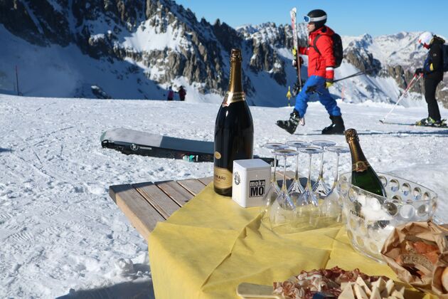 <em>Een lunch met Trento DOC op de piste. Wat een goed idee!<\/em>