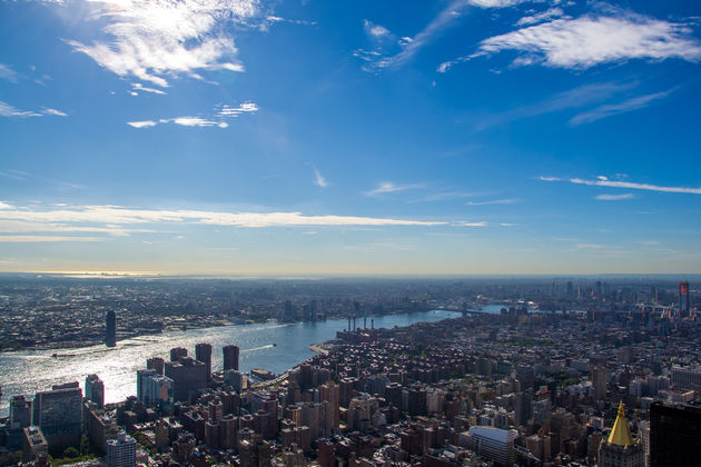 Uitzicht vanaf het Empire State Building op de wijk Brooklyn!