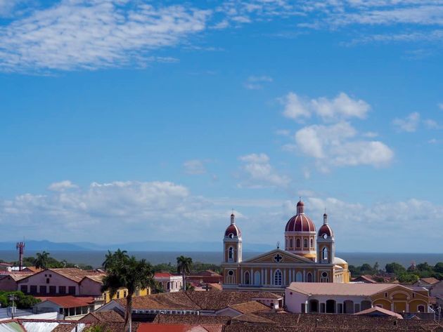 Uitzicht Iglesia de la Mercad op de kathedraal van Granada