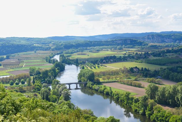 Uitzicht op de rivier Dordogne vanuit het dorpje Domme