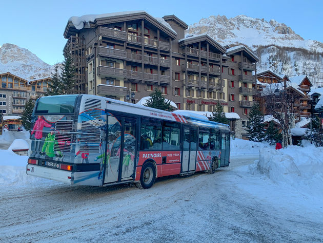 val-d-isere-skibus.jpeg