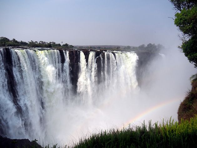Een safari in Botswana is goed te combineren met een bezoek aan de Victoria Falls.