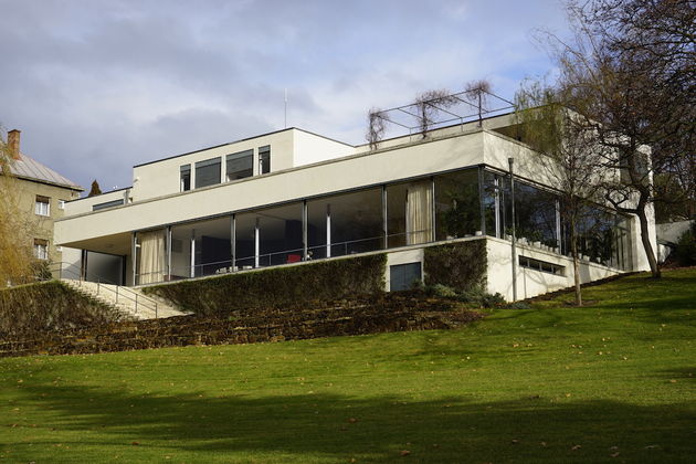 Villa Tugendhat bijzonder architectuur in Brno uit 1930