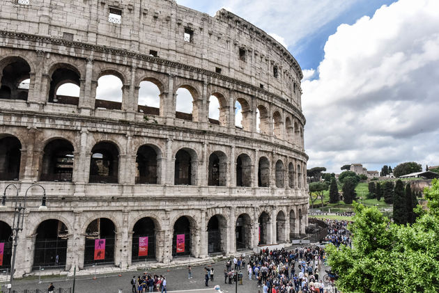 Het Colosseum is van buiten af ook al zeer bijzonder om te zien