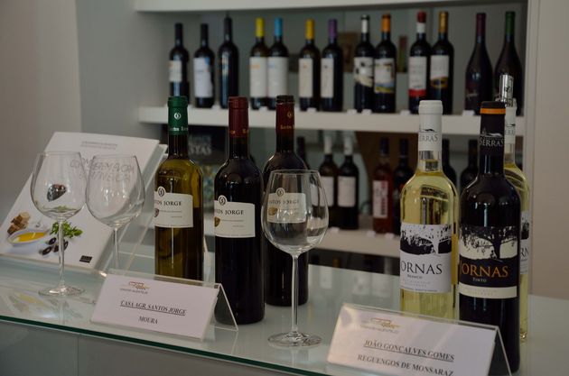 Vergeet niet om te proeven van de heerlijke wijnen uit de regio Alentejo!
