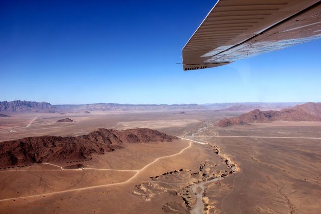 Vliegen over de woestijn