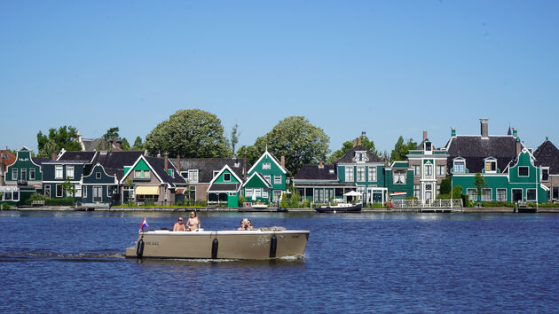 Aan de overkant van de Zaanse Schans