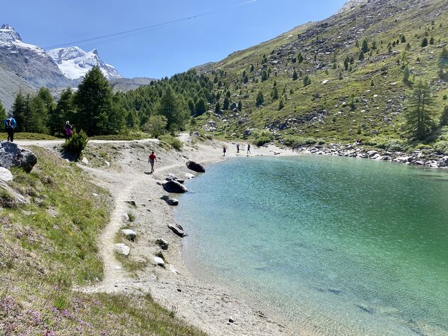 Een sprookjesachtige plek in de Zwitserse Alpen\u00a9 Miranda Muller - Indebergen