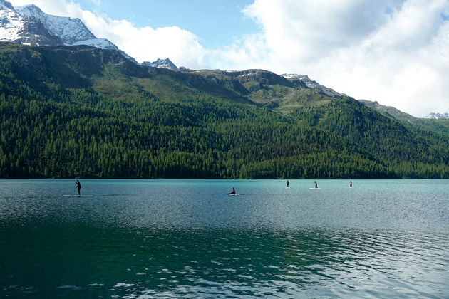 Stand-up paddling op Silvaplana meer